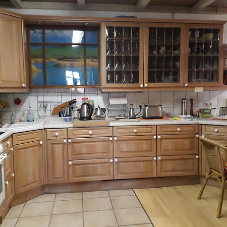 Apartment Und Gästezimmer Im Gutshaus Alt-krassow Lalendorf