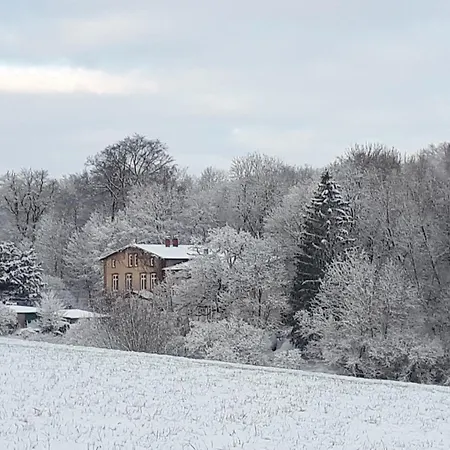 Apartment Und Gästezimmer Im Gutshaus Alt-krassow