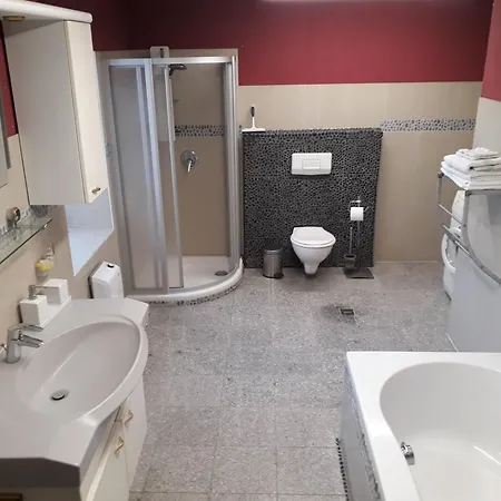 Und Gästezimmer Im Gutshaus Alt-krassow *