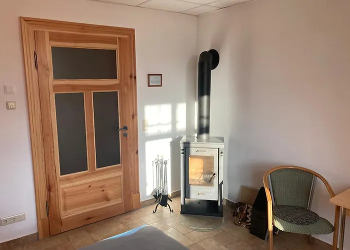 Und Gaestezimmer Im Gutshaus Alt-krassow Lejlighed Lalendorf